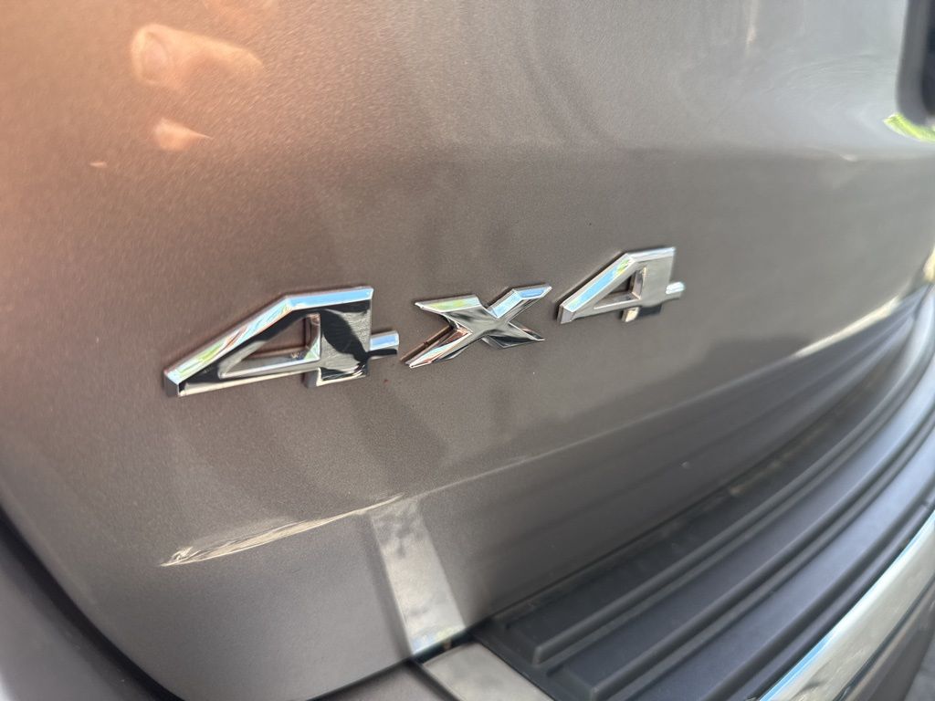 used 2018 Jeep Grand Cherokee car, priced at $13,900