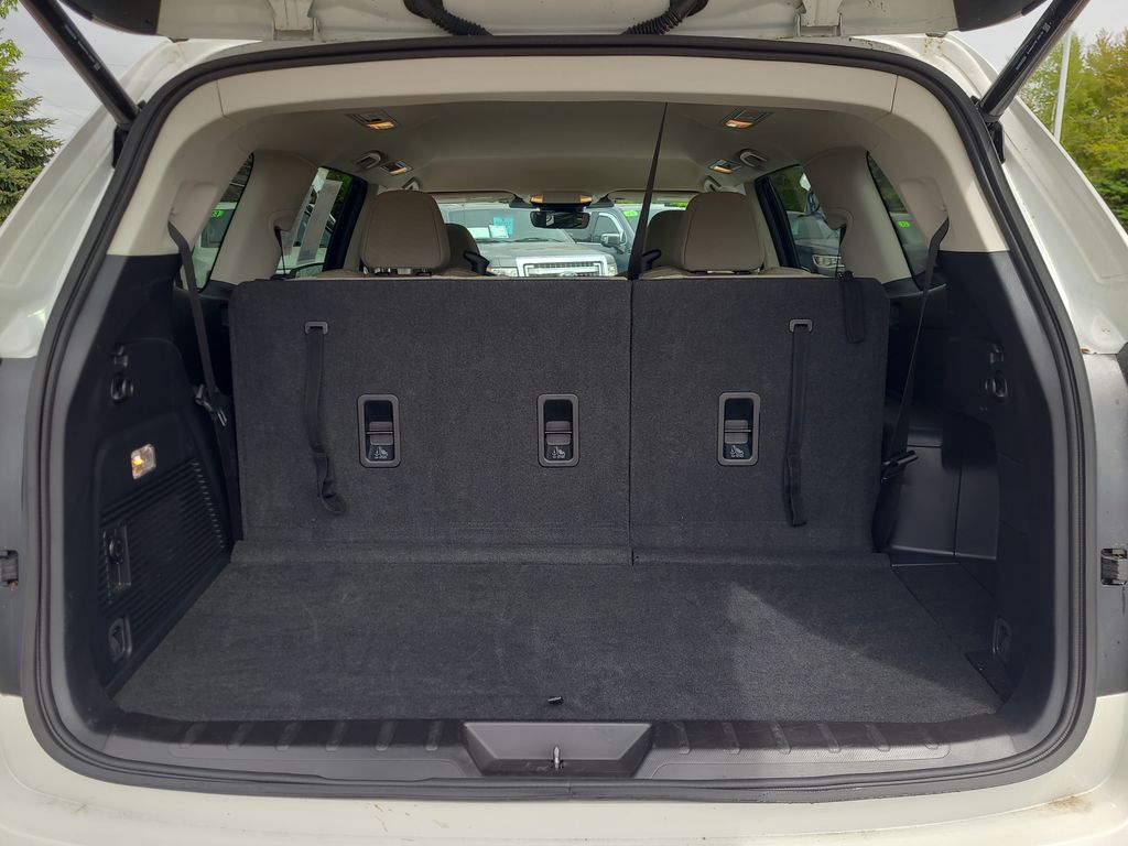 used 2024 Subaru Ascent car, priced at $37,057