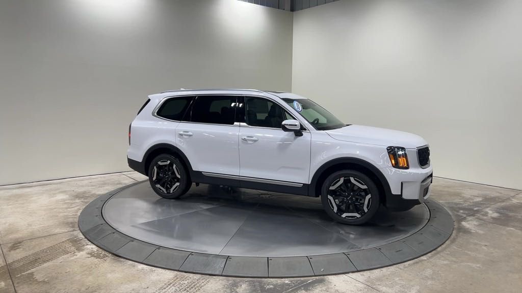 new 2025 Kia Telluride car, priced at $44,435