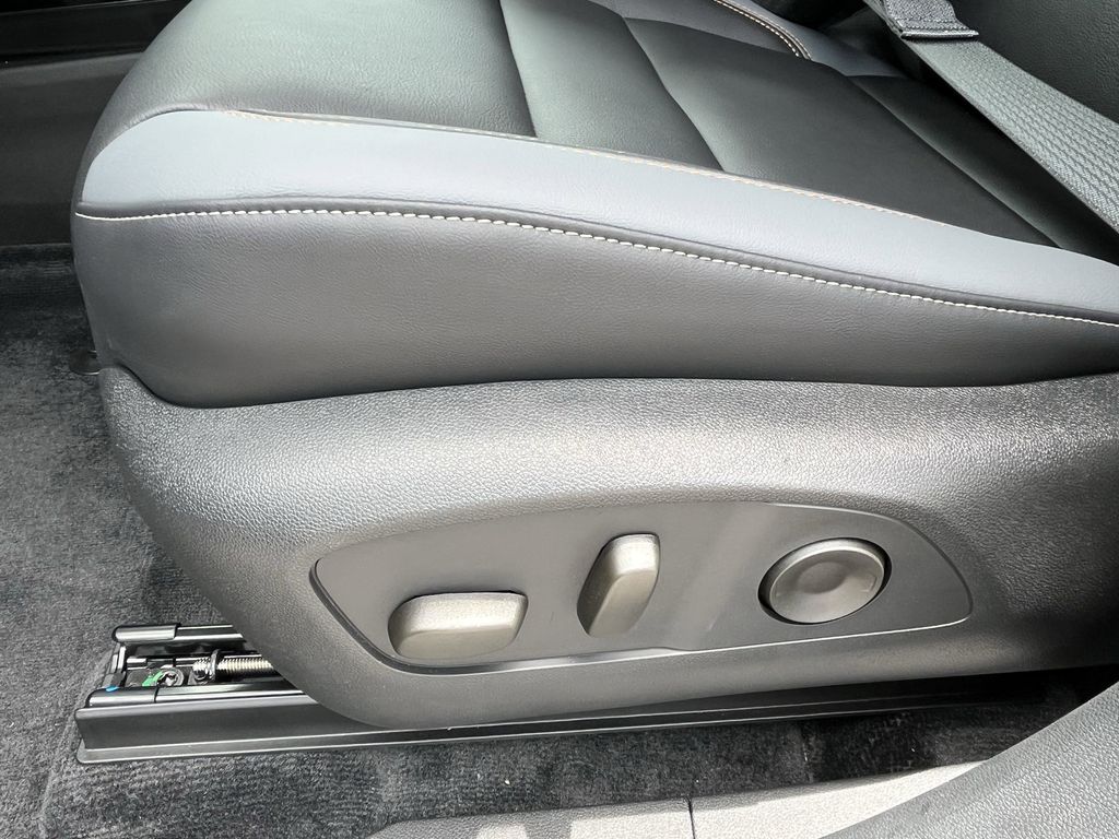 new 2025 Honda Prologue car, priced at $51,461