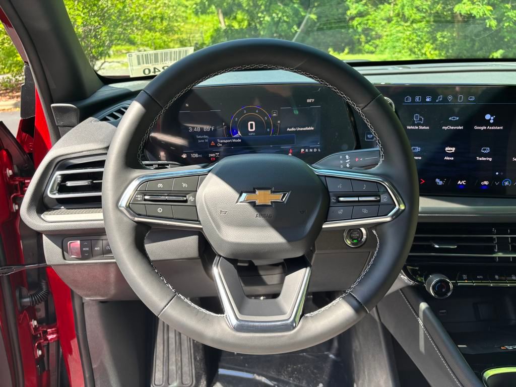 new 2025 Chevrolet Traverse car, priced at $45,190