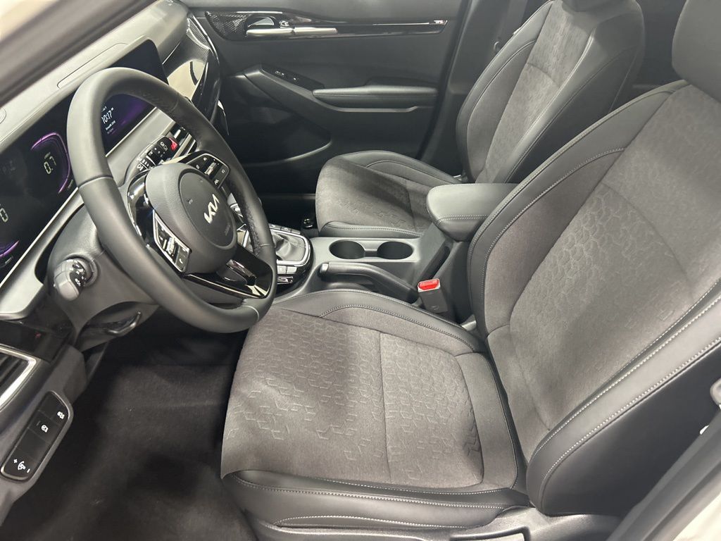 new 2026 Kia Seltos car, priced at $27,484