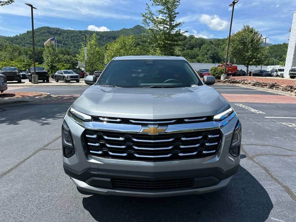 new 2026 Chevrolet Equinox car, priced at $31,995