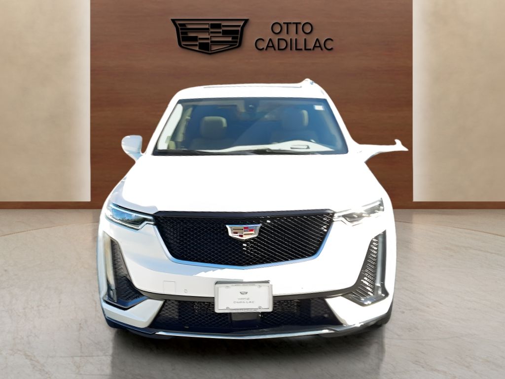 used 2022 Cadillac XT6 car, priced at $37,000