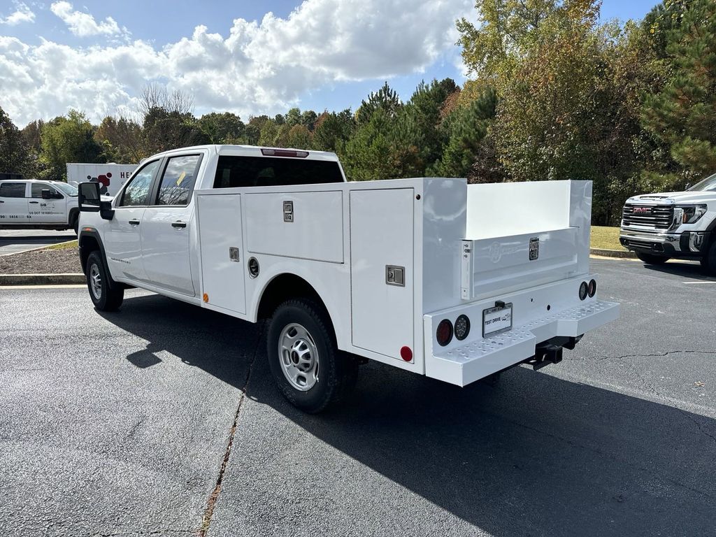 new 2024 GMC Sierra 2500HD car, priced at $51,433