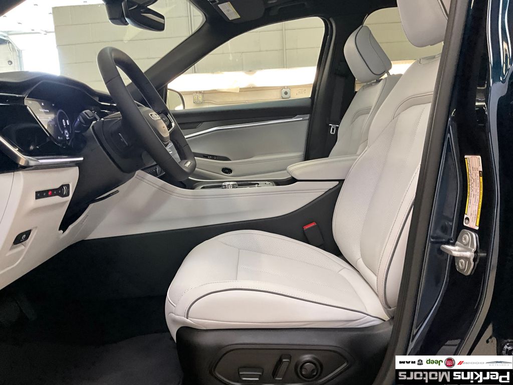 new 2025 Jeep Wagoneer S car, priced at $58,579