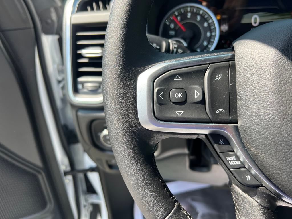 new 2025 Ram 1500 car, priced at $44,648