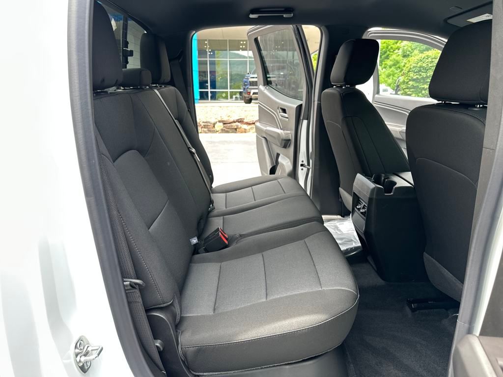 new 2025 Chevrolet Colorado car, priced at $43,070