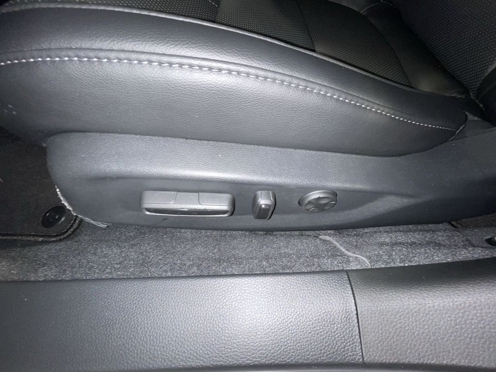 used 2022 Honda Accord Hybrid car, priced at $23,418
