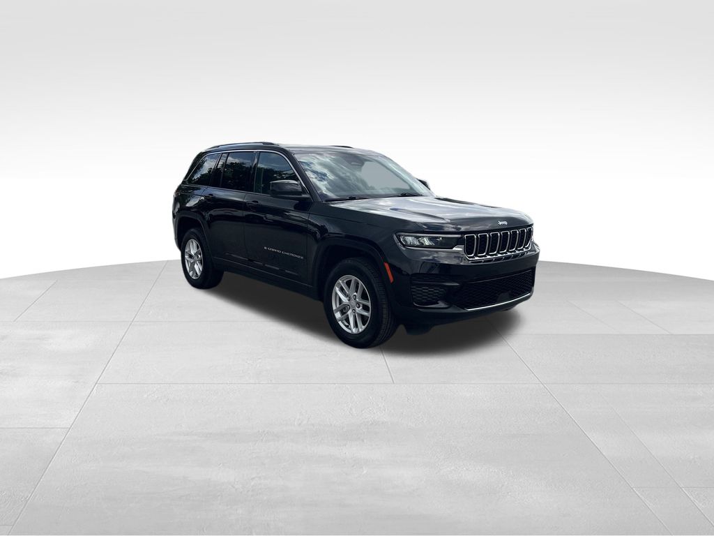 used 2024 Jeep Grand Cherokee car, priced at $29,795