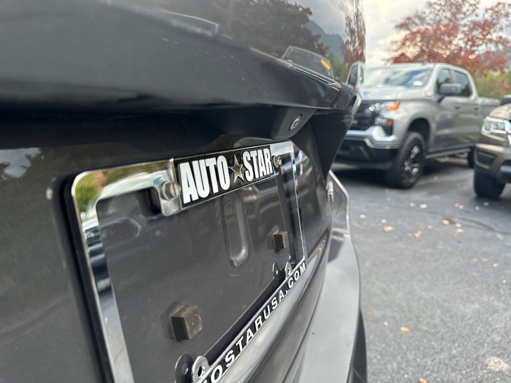 used 2021 Jeep Grand Cherokee L car, priced at $27,990