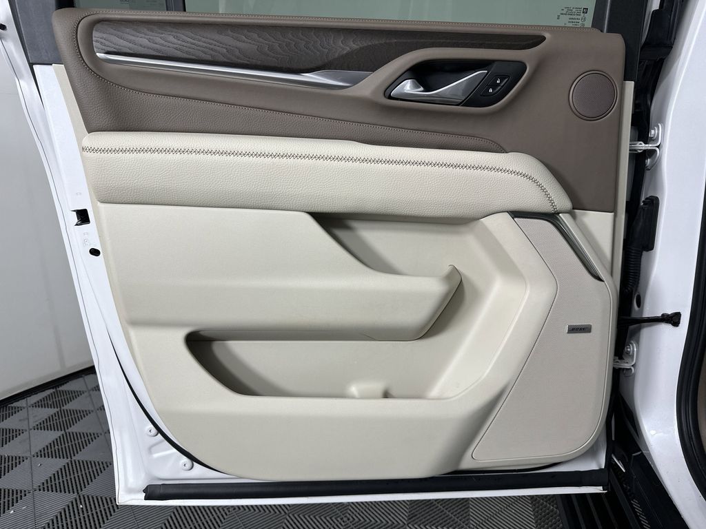 used 2022 GMC Yukon XL car, priced at $56,928