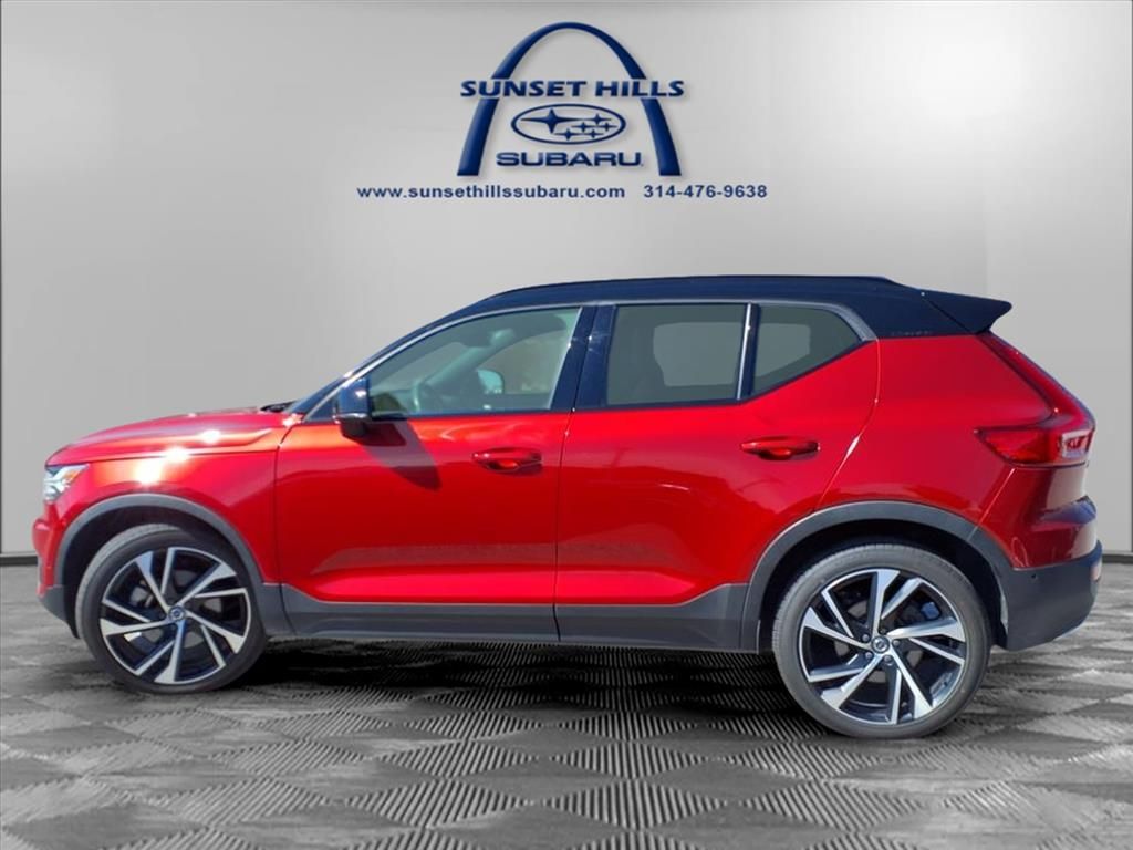used 2019 Volvo XC40 car, priced at $18,111