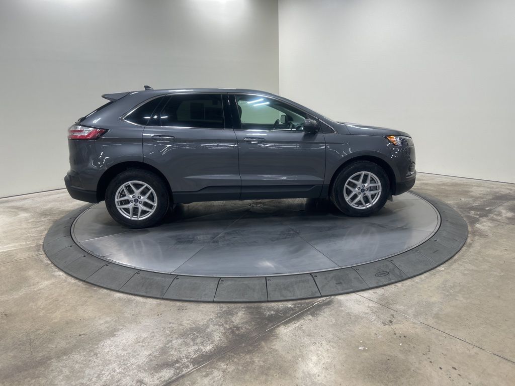 used 2022 Ford Edge car, priced at $25,895
