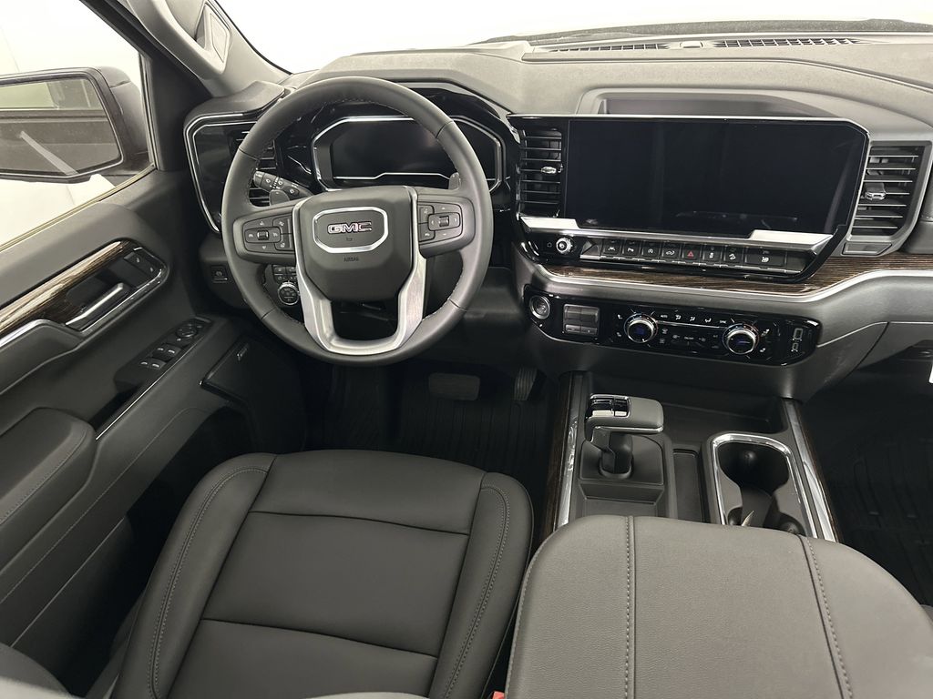 new 2025 GMC Sierra 1500 car, priced at $60,224