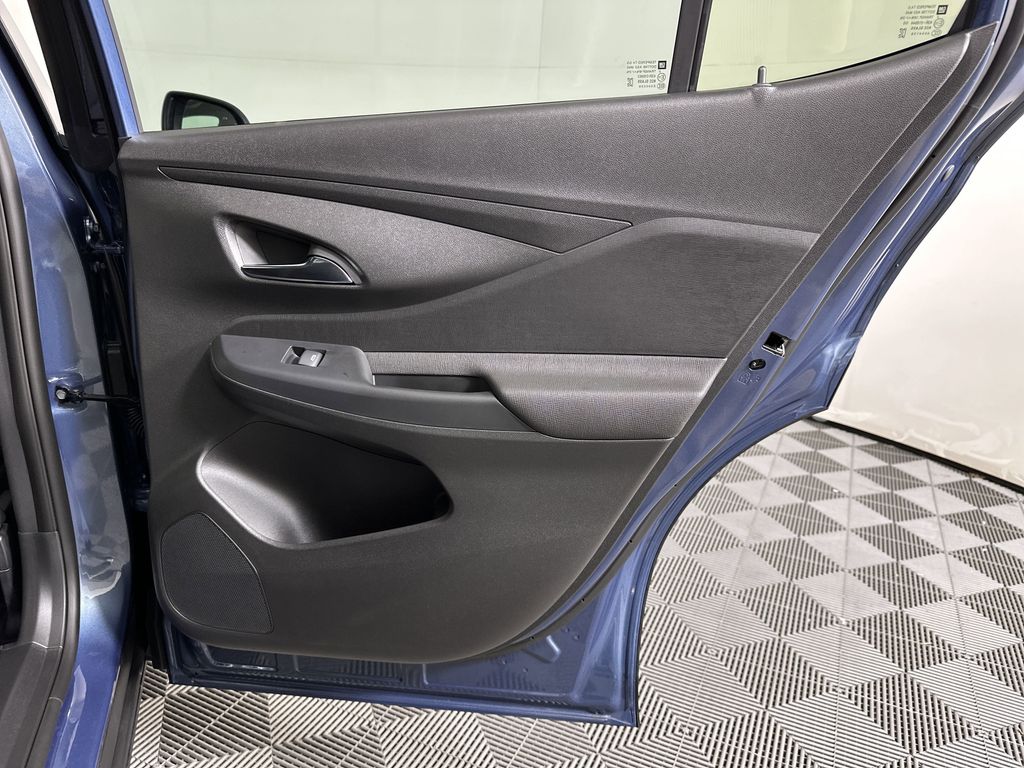 new 2025 Buick Envista car, priced at $27,375