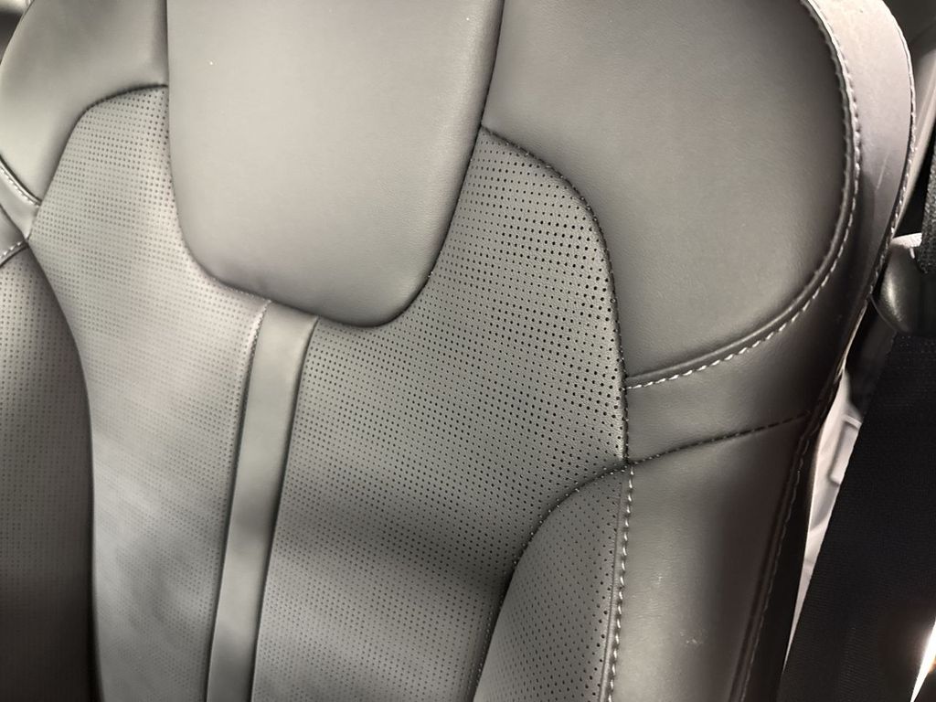 new 2025 Kia Sorento car, priced at $43,564