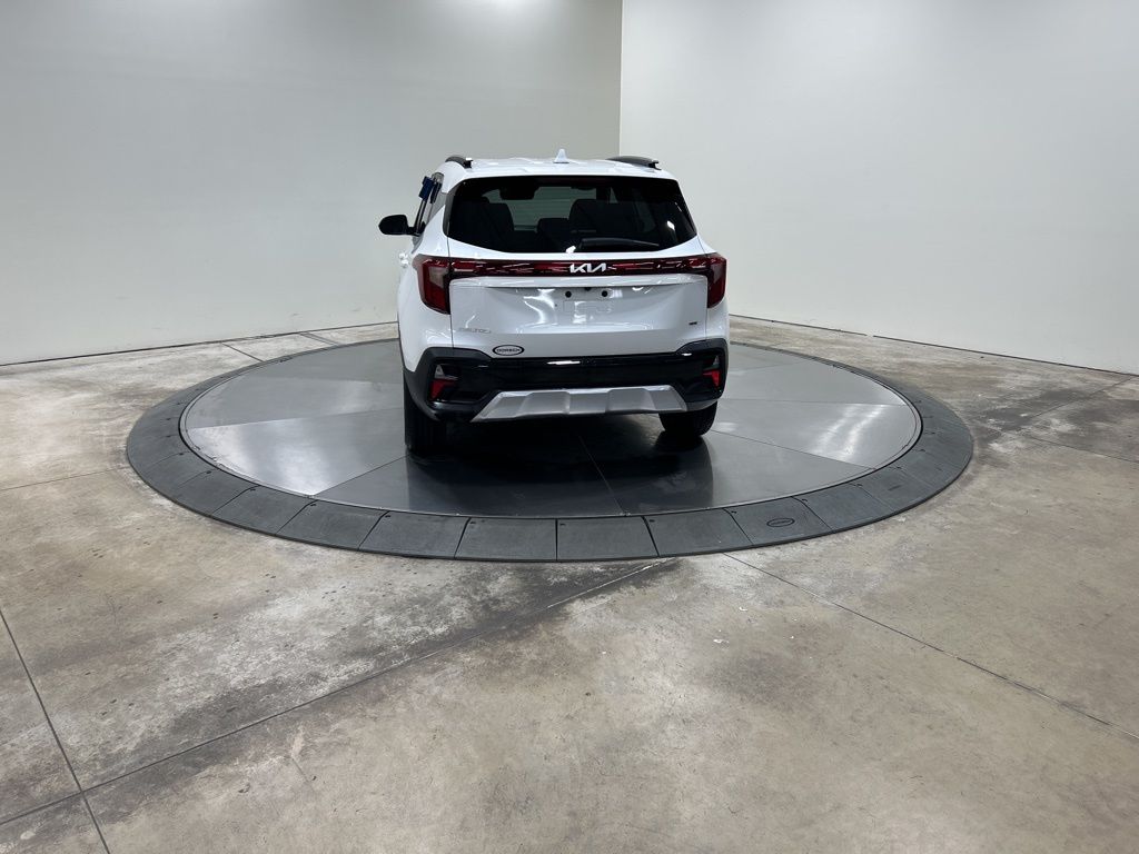 used 2024 Kia Seltos car, priced at $23,374