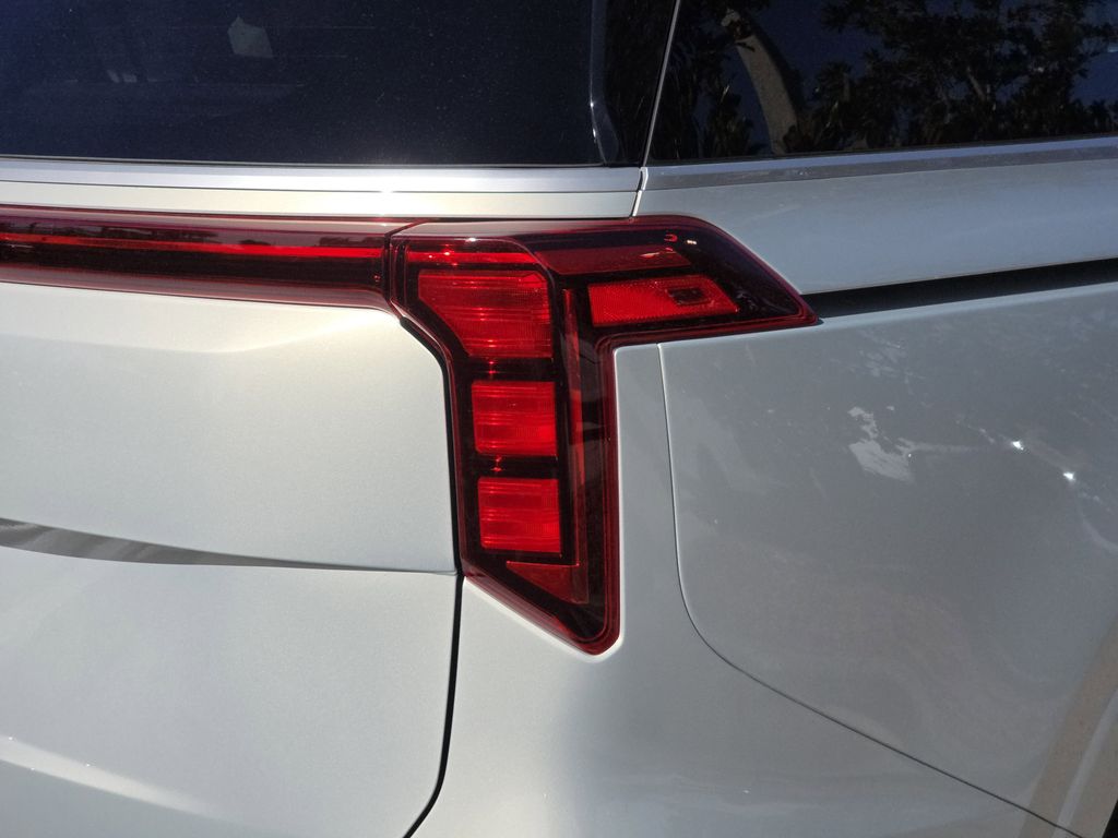 new 2026 Kia Carnival Hybrid car, priced at $43,116