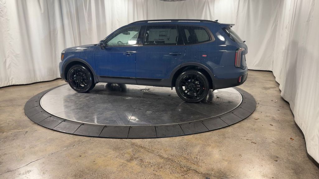 new 2025 Kia Telluride car, priced at $46,592