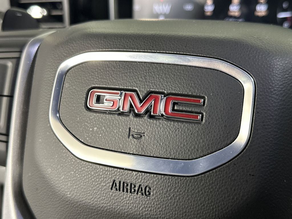 new 2025 GMC Sierra 1500 car, priced at $61,974