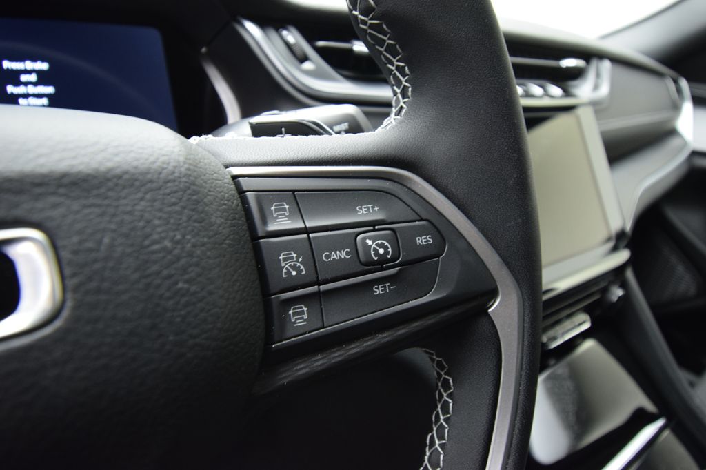new 2025 Jeep Grand Cherokee car, priced at $35,165