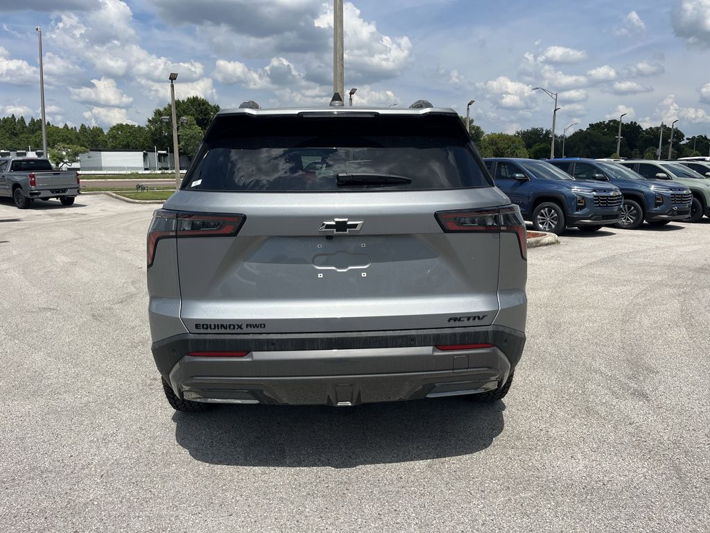 new 2026 Chevrolet Equinox car, priced at $34,075