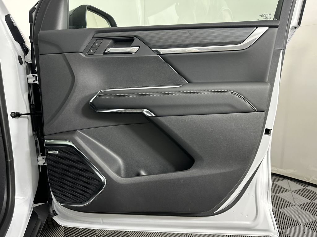 new 2025 GMC Acadia car, priced at $45,030