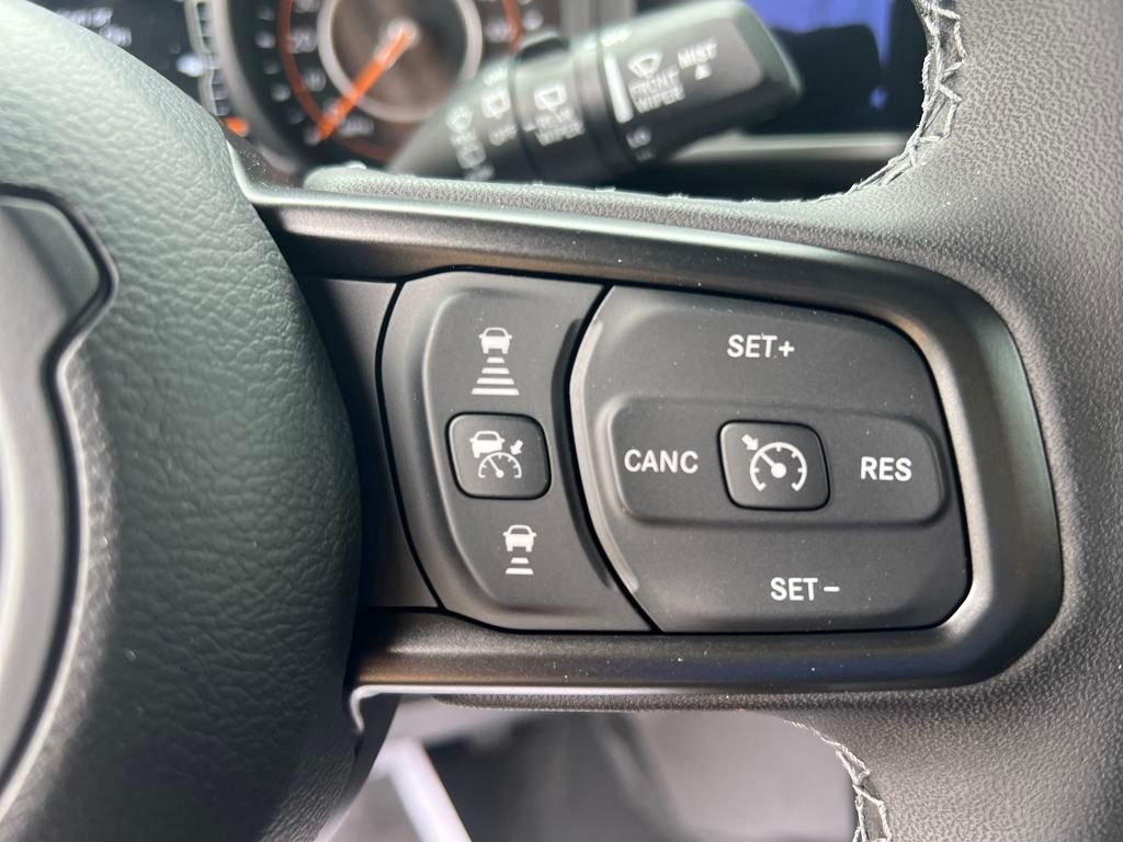 new 2025 Jeep Wrangler car, priced at $49,129