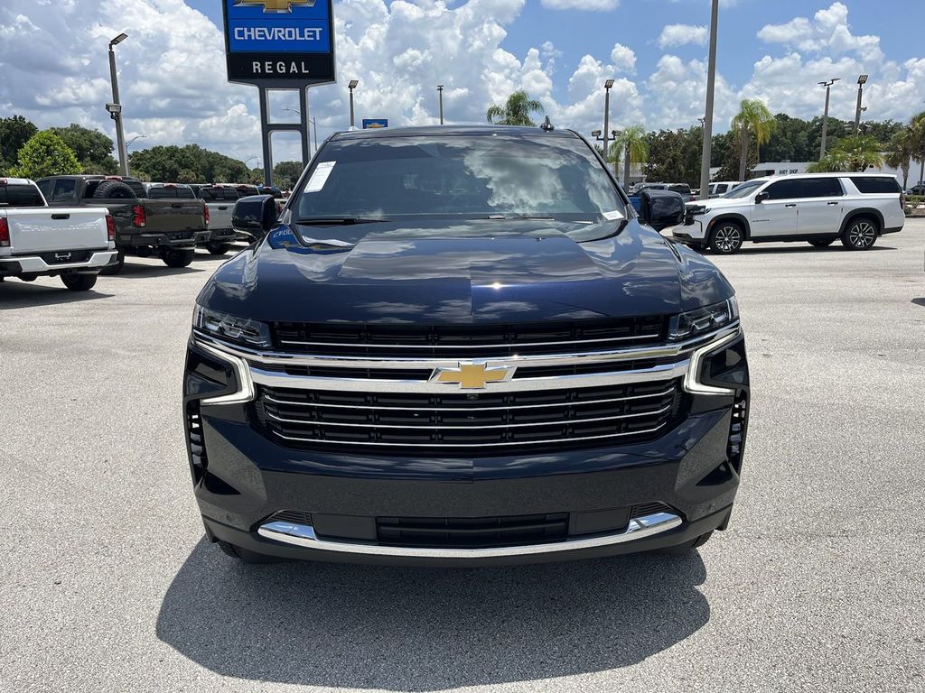 new 2024 Chevrolet Suburban car, priced at $70,553