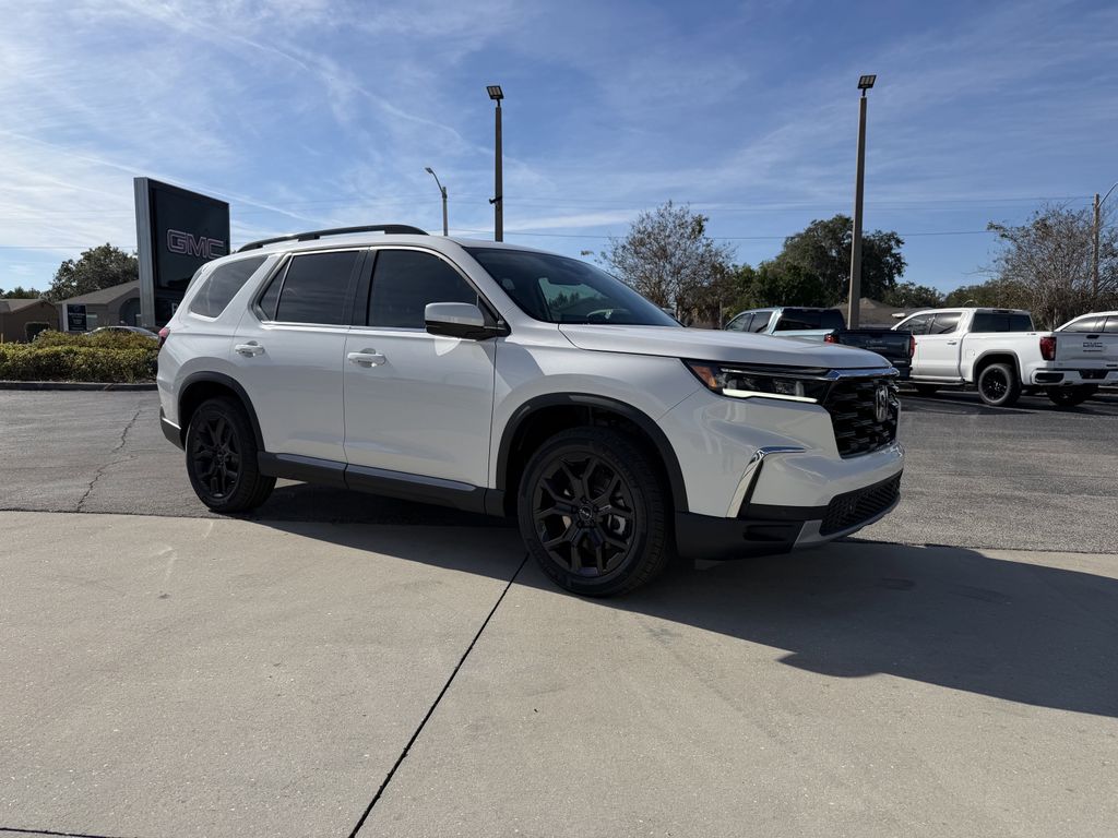 new 2025 Honda Pilot car, priced at $49,265