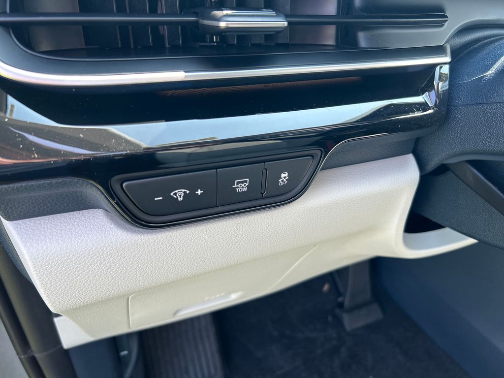 new 2026 Kia Carnival Hybrid car, priced at $53,074