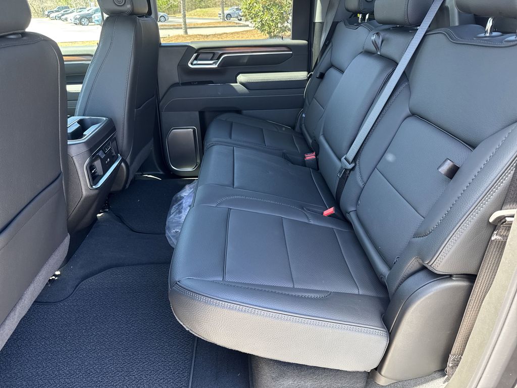new 2025 GMC Sierra 2500HD car, priced at $87,039