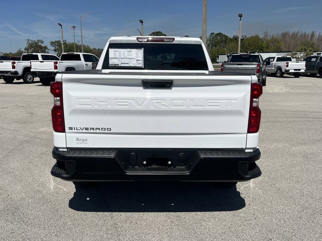 new 2025 Chevrolet Silverado 1500 car, priced at $40,528