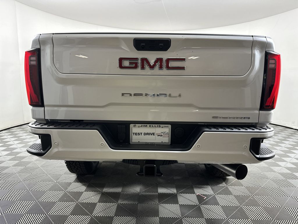 new 2025 GMC Sierra 2500HD car, priced at $87,090