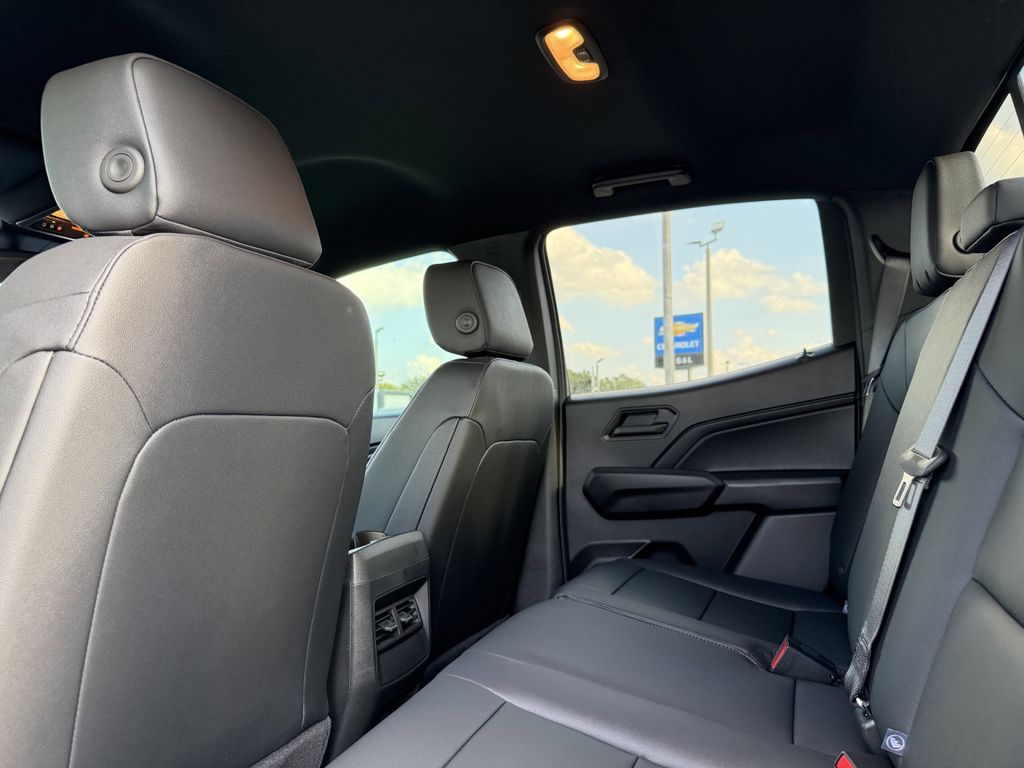 new 2026 Chevrolet Colorado car, priced at $38,400