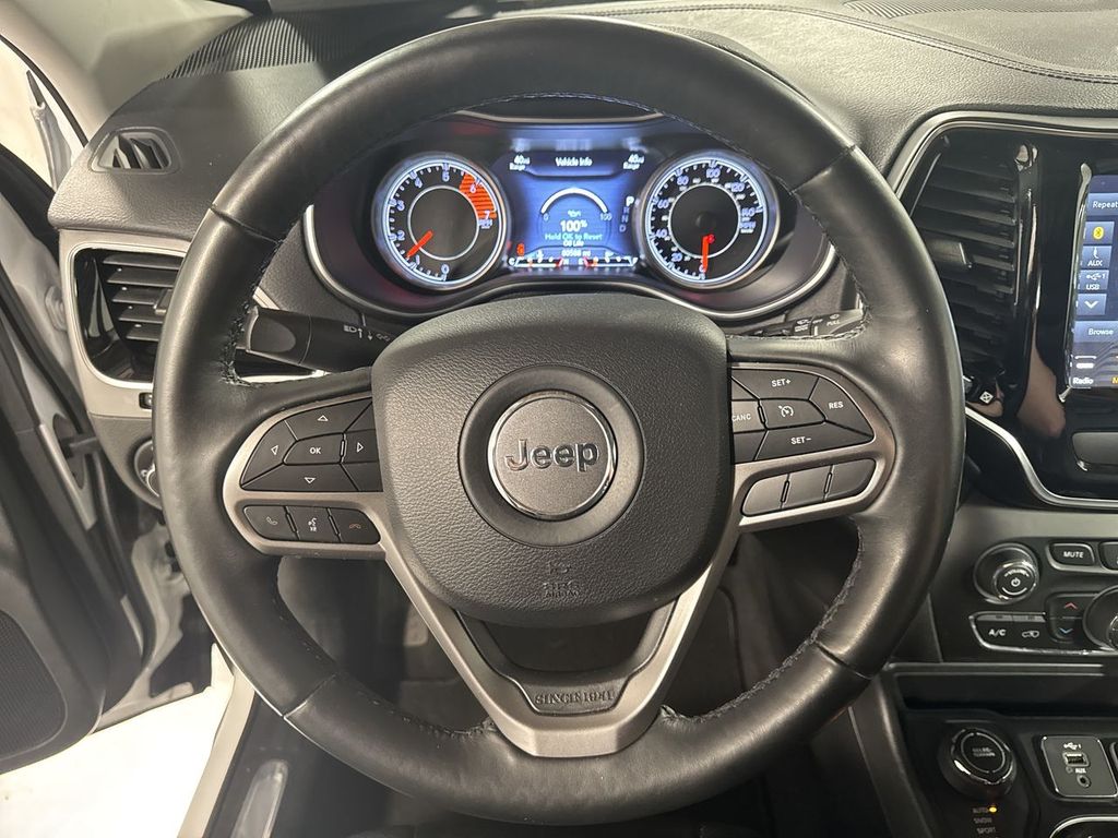 used 2019 Jeep Cherokee car, priced at $16,283