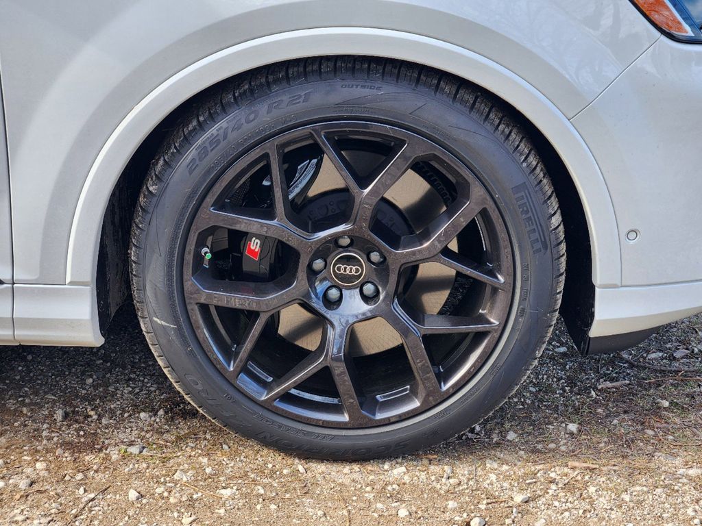 new 2025 Audi SQ7 car, priced at $99,990