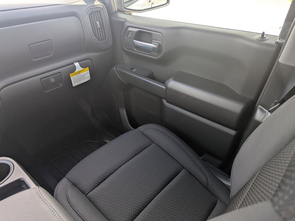 new 2026 GMC Sierra 1500 car, priced at $39,170