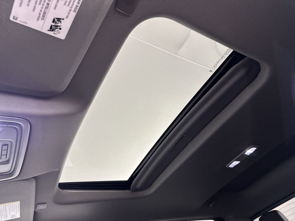 new 2025 GMC Sierra 1500 car, priced at $60,224