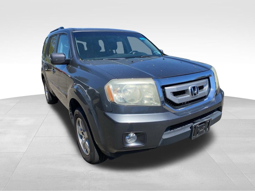 used 2011 Honda Pilot car, priced at $7,022