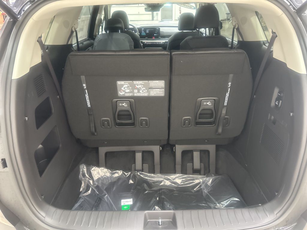 new 2026 Kia Carnival Hybrid car, priced at $52,598