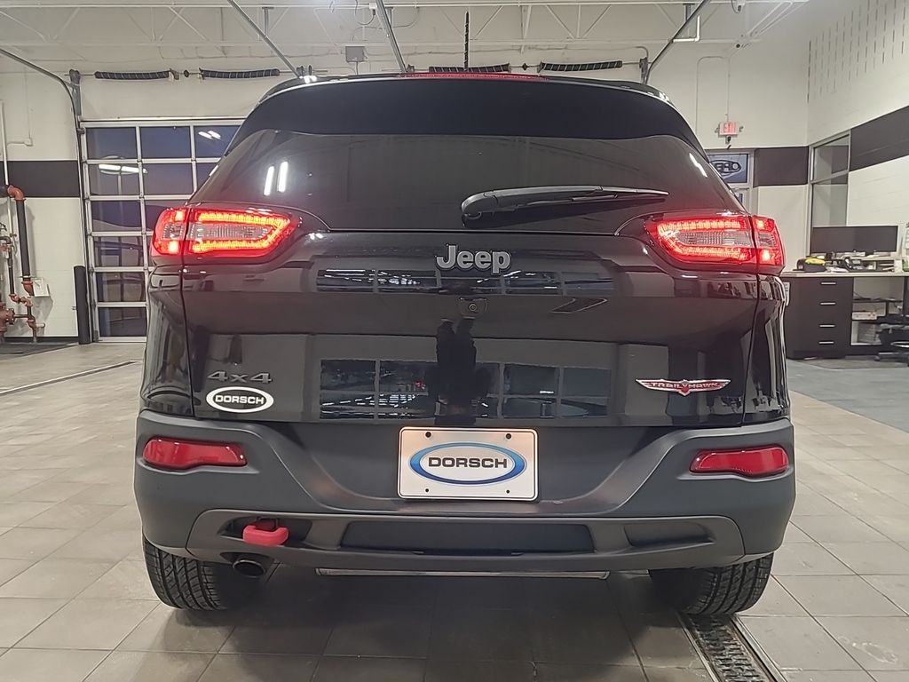 used 2016 Jeep Cherokee car, priced at $16,257