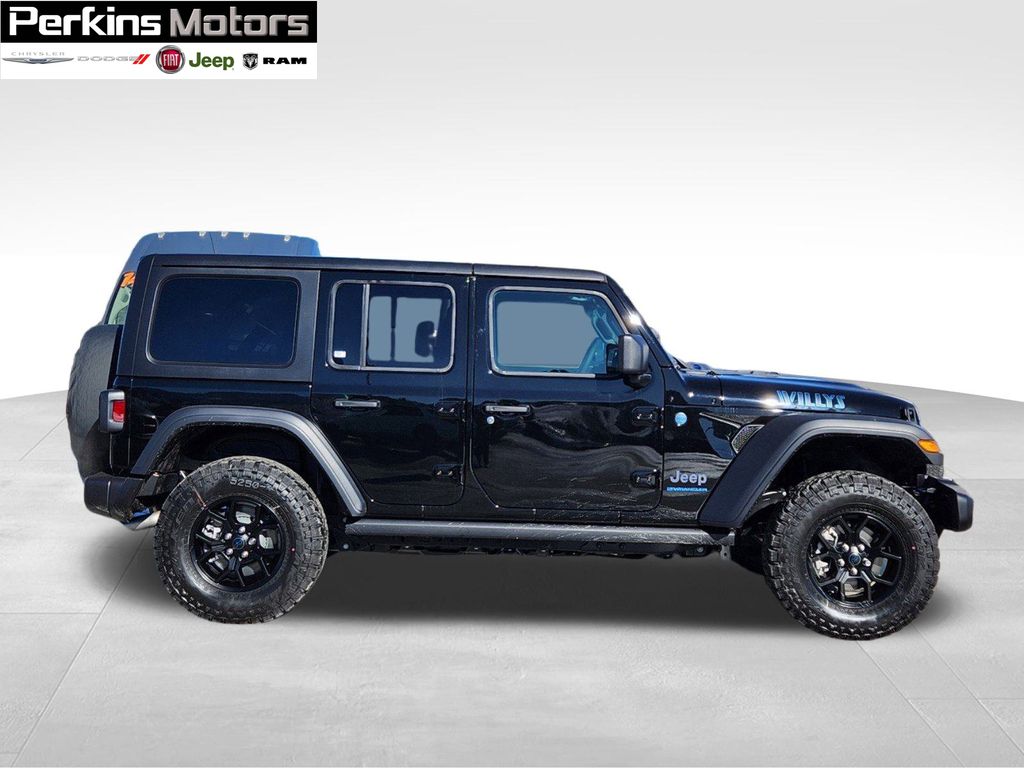 new 2025 Jeep Wrangler car, priced at $51,704