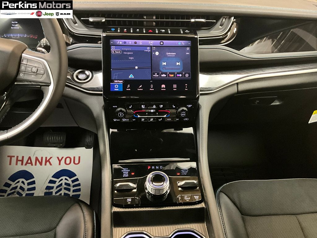 new 2025 Jeep Grand Cherokee car, priced at $66,005