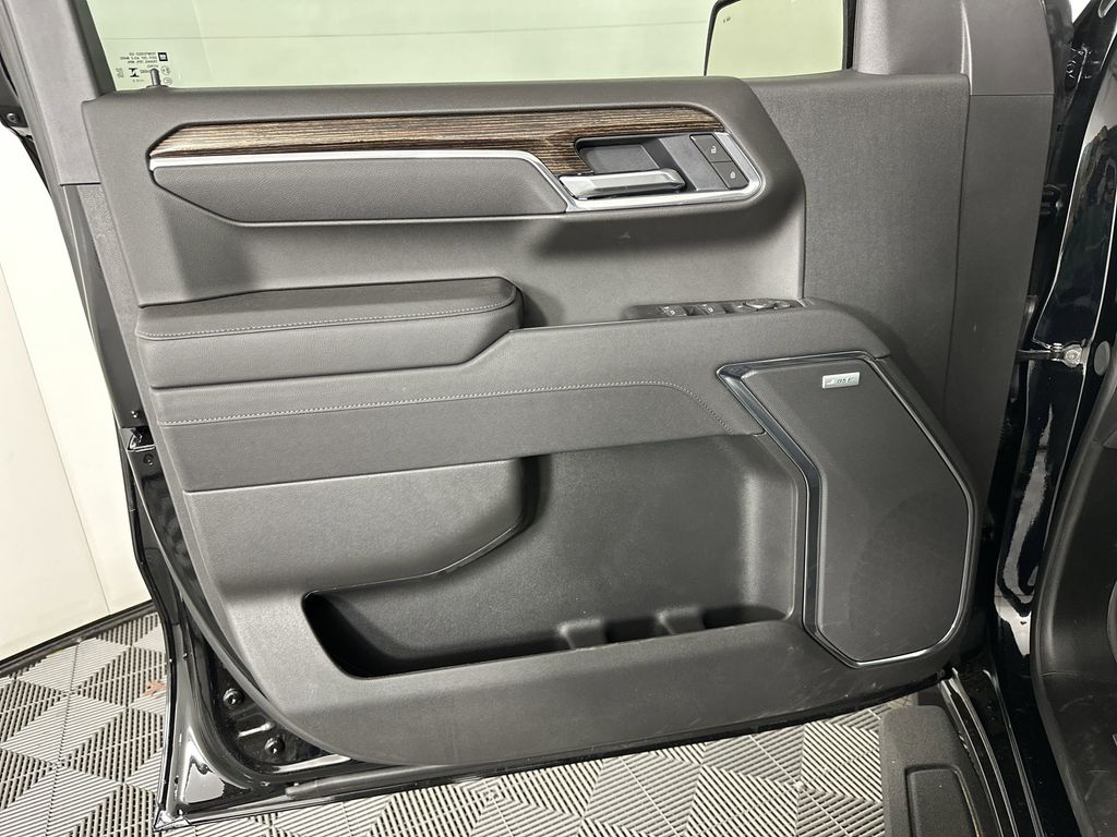 new 2025 GMC Sierra 1500 car, priced at $62,224