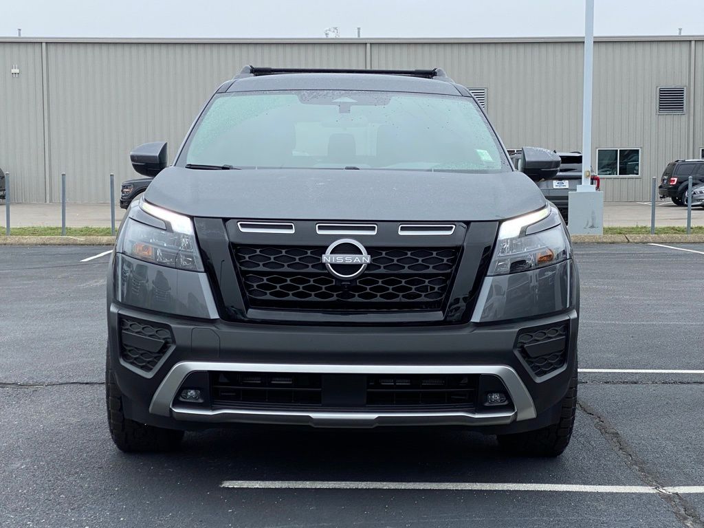 new 2024 Nissan Pathfinder car, priced at $38,950