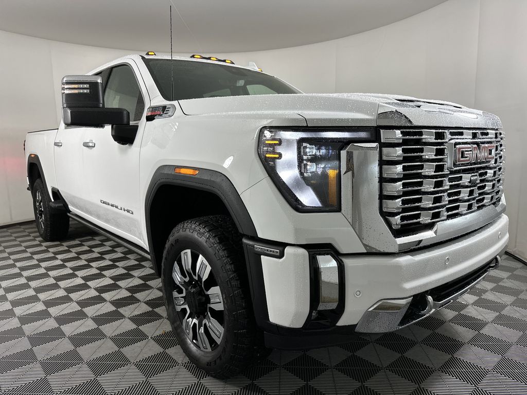 new 2025 GMC Sierra 2500HD car, priced at $84,544