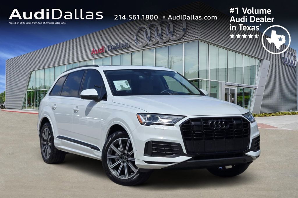 used 2023 Audi Q7 car, priced at $40,283
