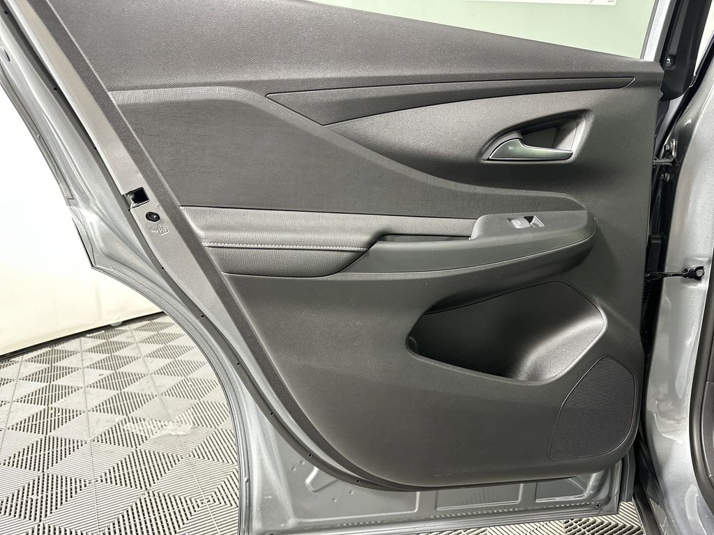 new 2025 Buick Envista car, priced at $31,085
